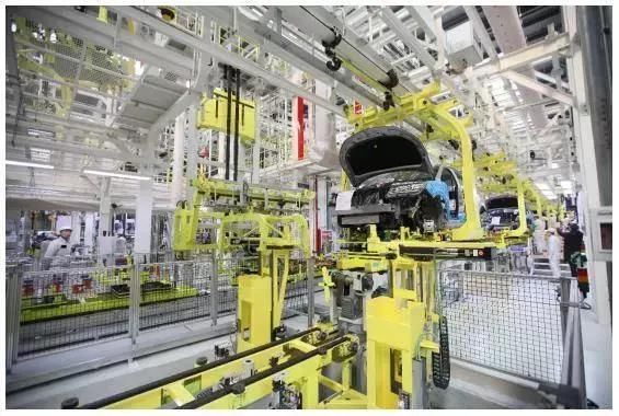 汽车智能制造技术应用及智能工厂案例